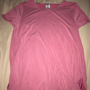 pink top